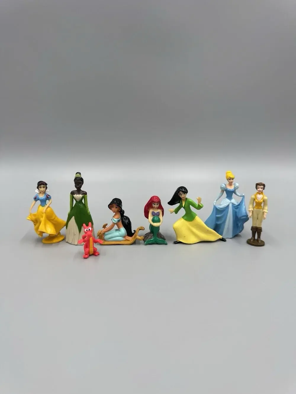 Disney PRINCESS PVC Mini Figures Cake Toppers Lot Of 7 W/ Cinderella, Snow White